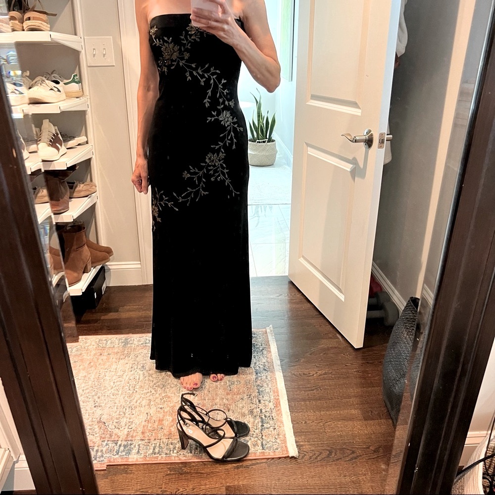 Rimini Strapless Evening Gown - Picture 3 of 12